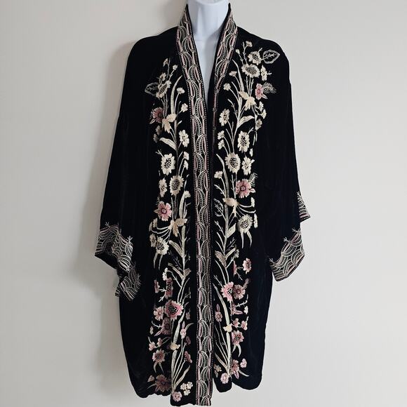 Johnny Was Velvet Embroidered Kimono Womens XXL Black Floral Boho Silk Whimsical - Picture 1 of 8